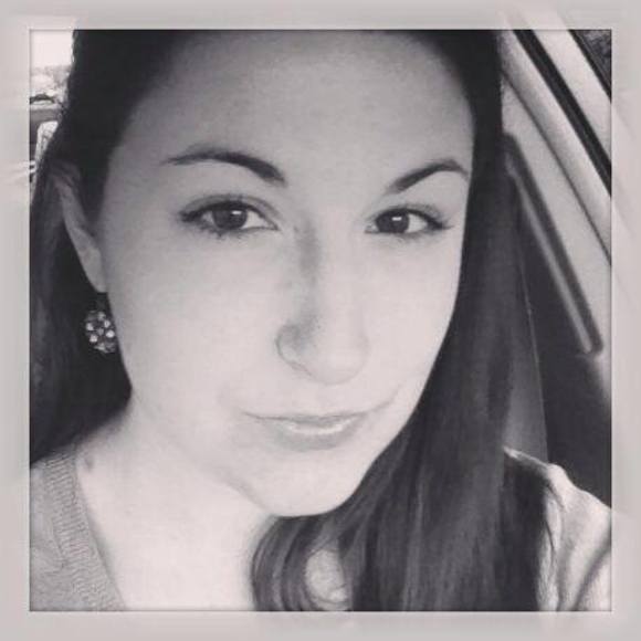 Meet your Posher, Chelsea - Picture 1 of 6